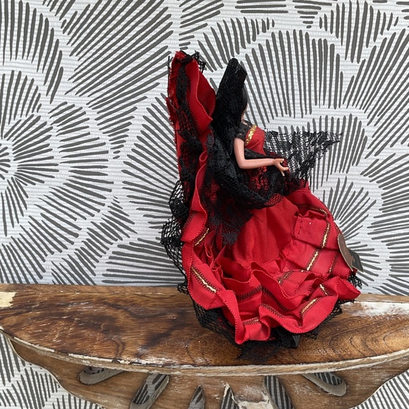 Collection of 10 Vintage International Souvenir Figures Dolls Traditional Dress - Picture 14 of 16